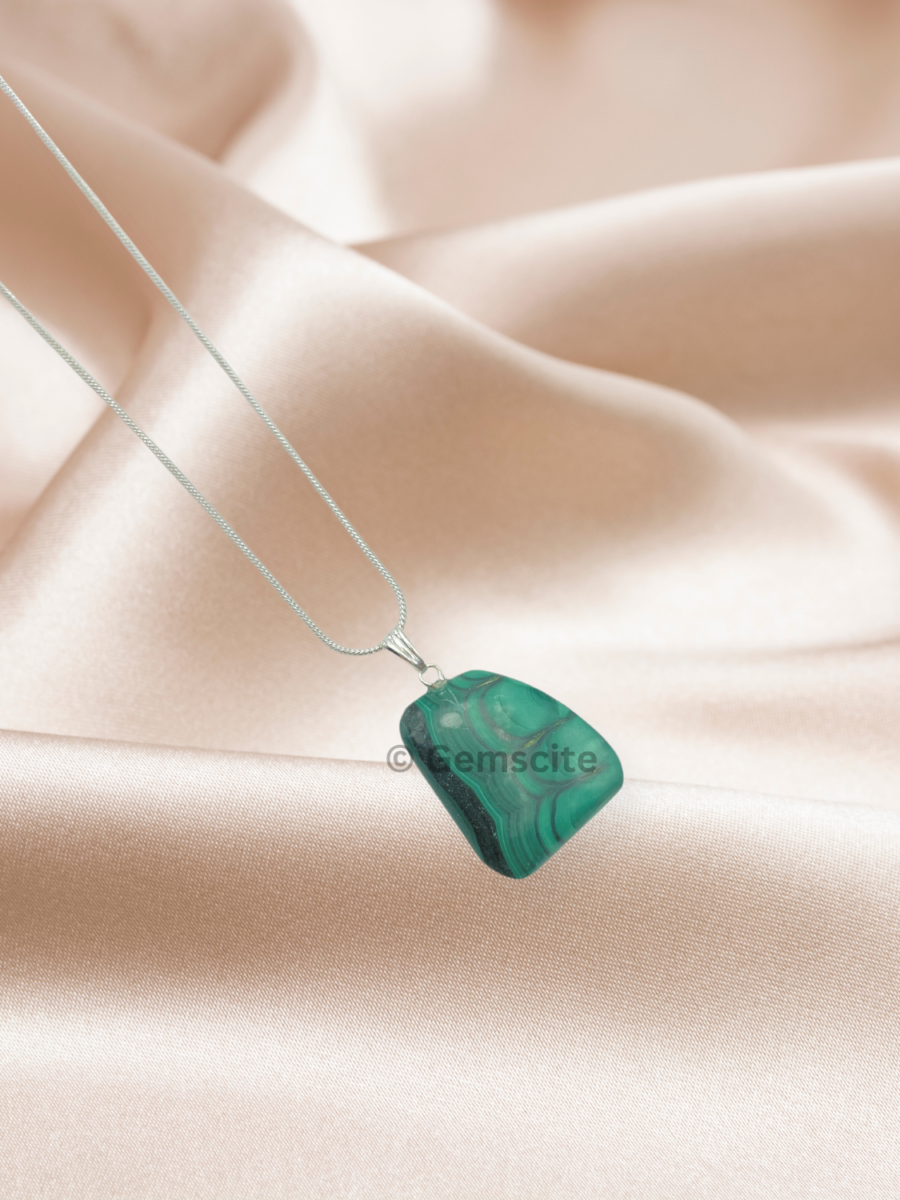 Melachite Cabochone Pendants - Image 3